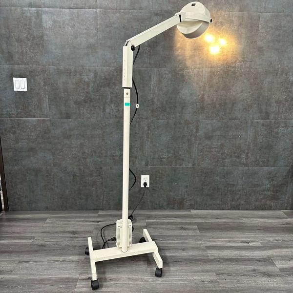 Picture of Welch Allyn Mobile Procedure Examination light
