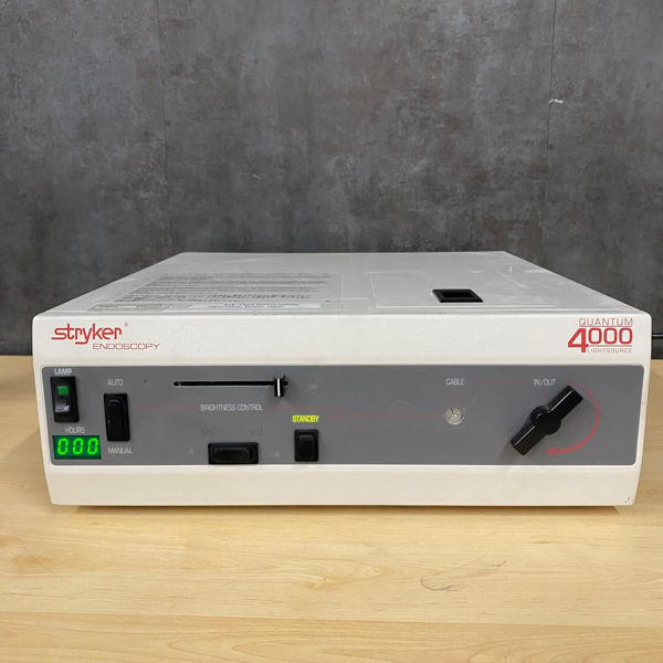 Picture of Stryker Quantum 4000 Light Source (Refurbished)