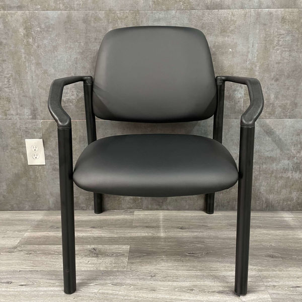 Picture of Angelus Waiting Room Chair