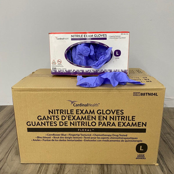 Picture of Cardinal Health Nitrile Chemo Grade Exam Gloves Box of 200