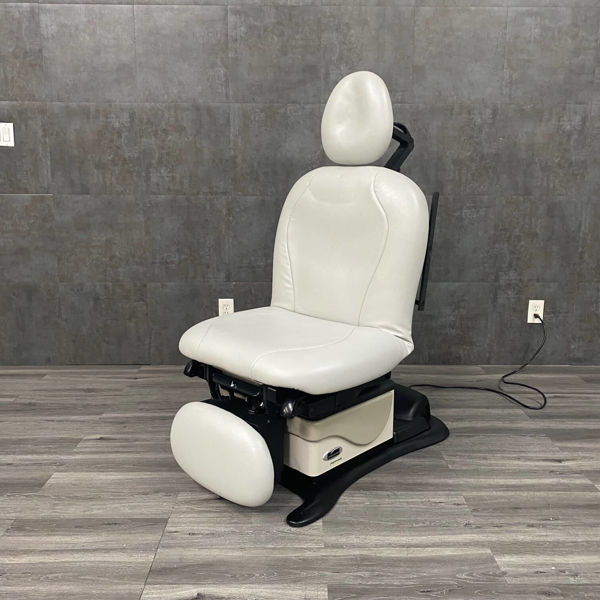 Picture of Midmark Ritter 630 Procedure Chair