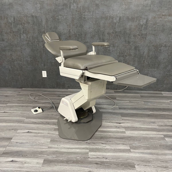 Picture of Ritter 391 Procedure Chair