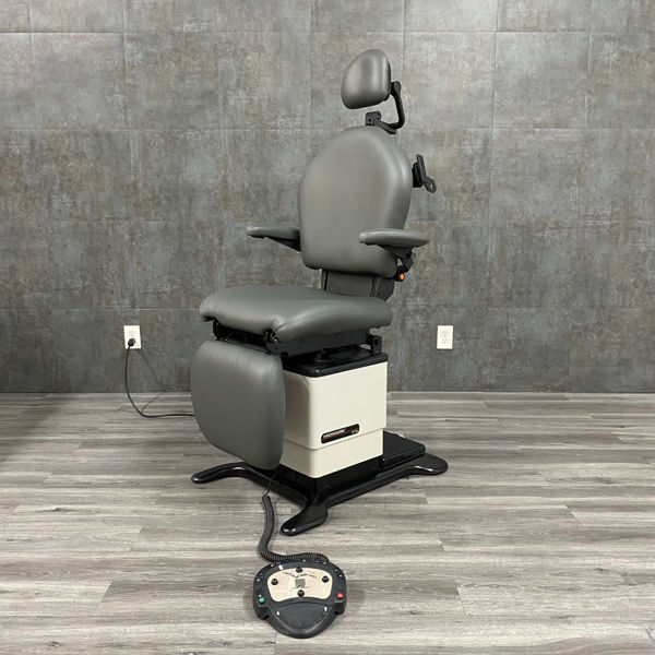 Picture of Midmark 419 Procedure Chair (Refurbished)