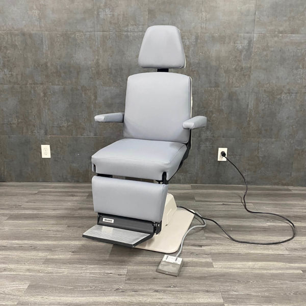 Picture of Reliance 6100 Exam Chair