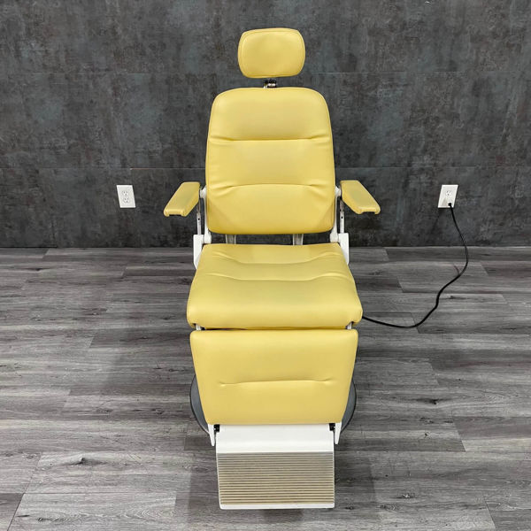 Picture of Reliance 880 Exam Chair