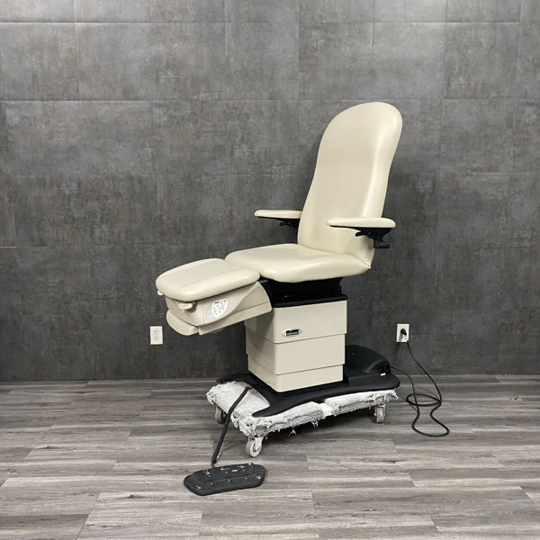 Picture of Midmark Ritter 647 Podiatry Chair