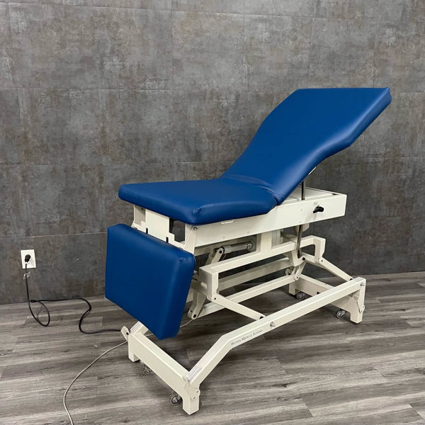 Picture of Biodex Ultra Pro Medical Treatment Table