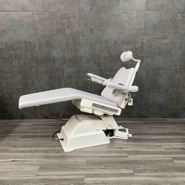 Picture of Boyd S2615 Programmable Surgical Chair