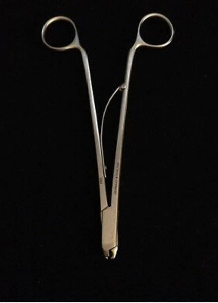 Picture of Ethicon 900N Forceps clip (Used)